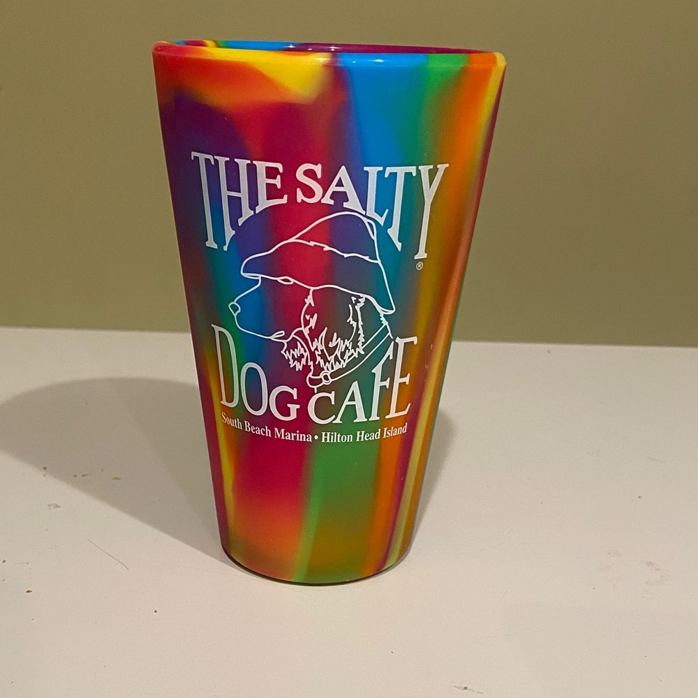 The Salty Dog Cafe Tie-Dye Silipint Tumbler EUC Hilton Head